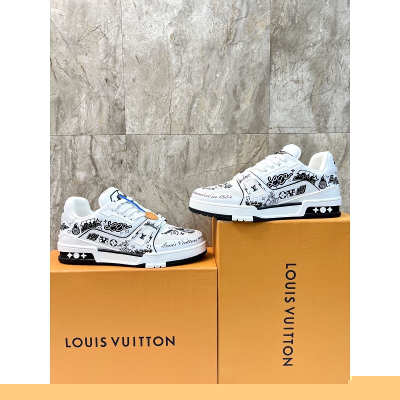 l**is V*t*n sneakers
